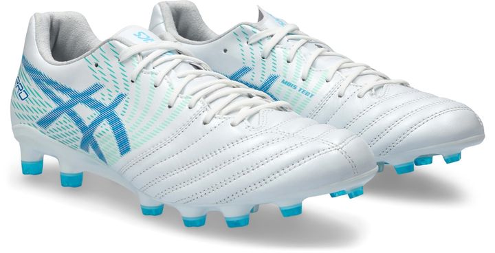 日本代表の毎熊晟矢、スパイクは『アシックス DSライト X-FLY PRO 2』を使用！「軽くて履きやすく足への負担が少ない」