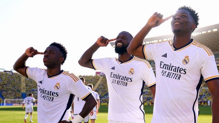 レアル・マドリーのX投稿で「エムパペか？！」とファンがザワつく…“NEW”と書かれたPC画面のワケ