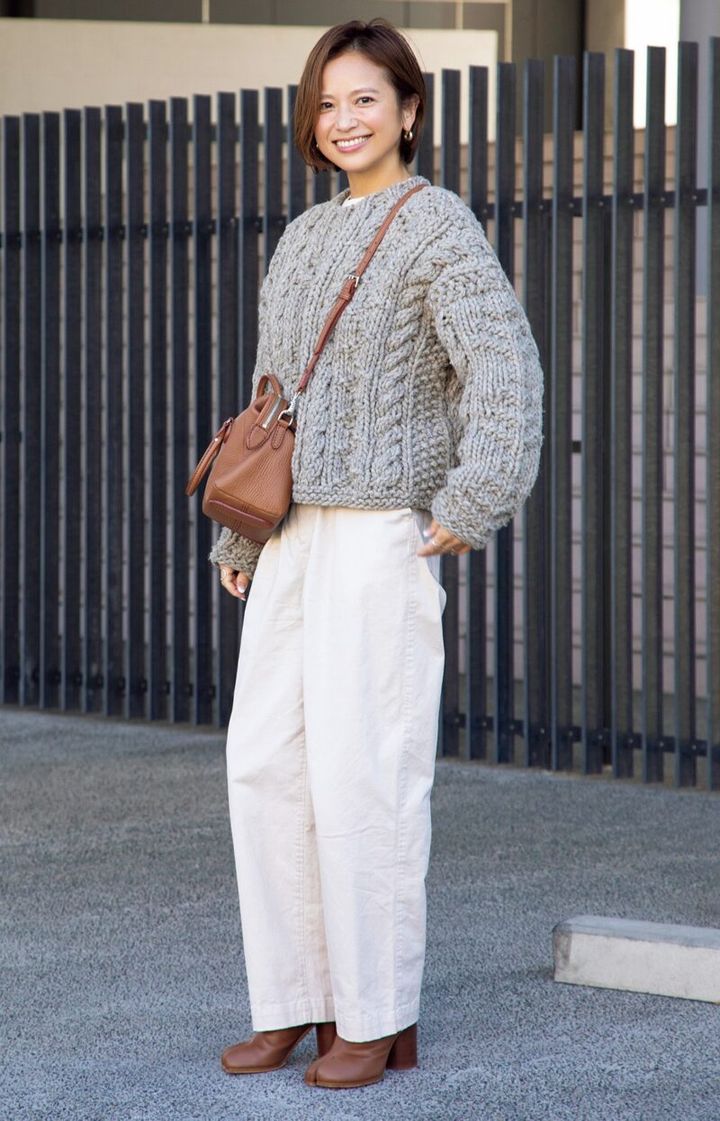 アベル 原田沙奈子さん グレーニット