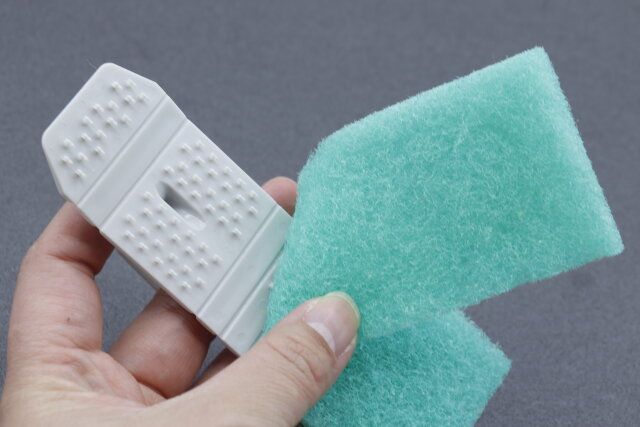 ダイソーの浴槽用ハンディクリーナー