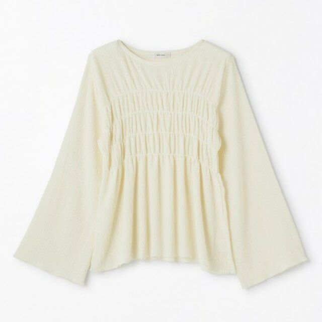 しまむらの新作コラボトップス