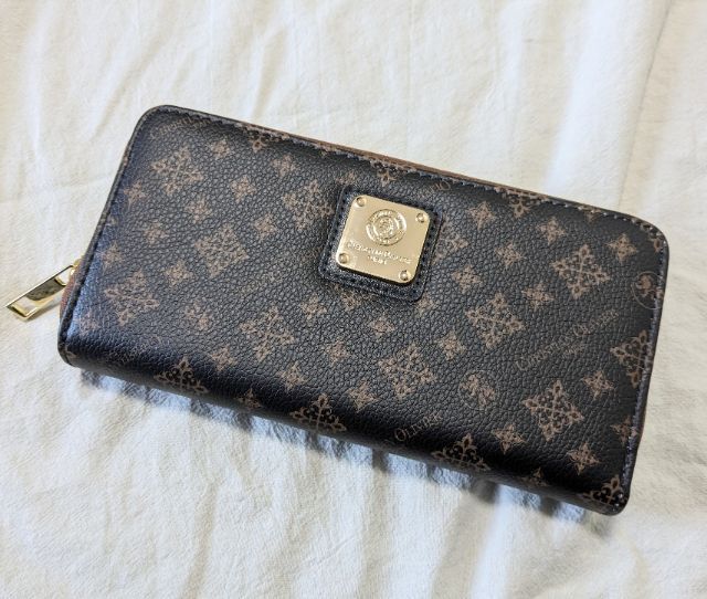 じゃばら式長財布