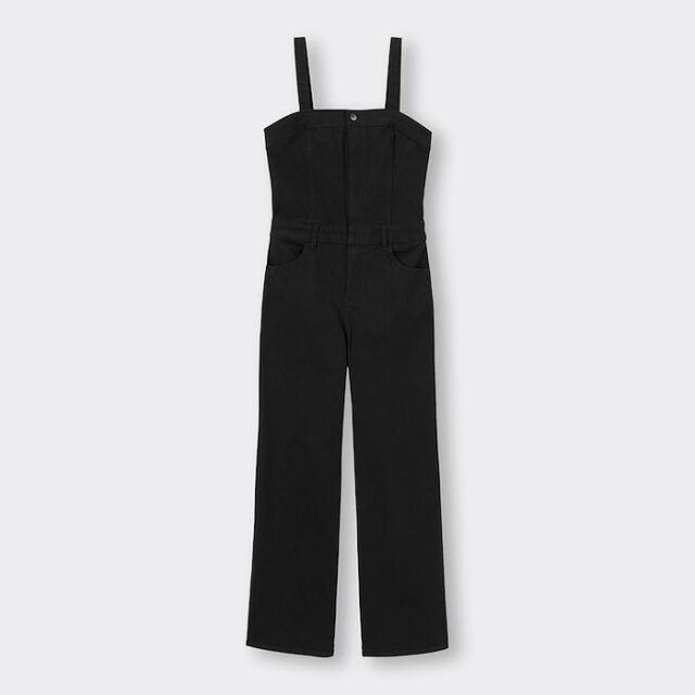 GUの黒サロペット