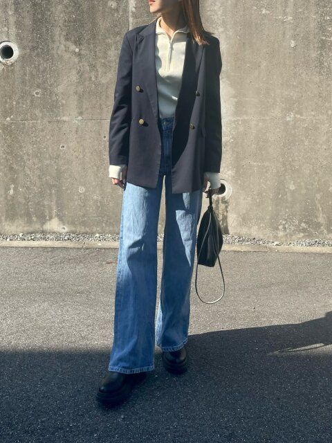 ハーフジップのカジュアルコーデ