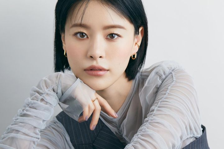 2024年春夏トレンドメイク「沼らせメイク」を用いた、“ノーブルフェイス”の作り方