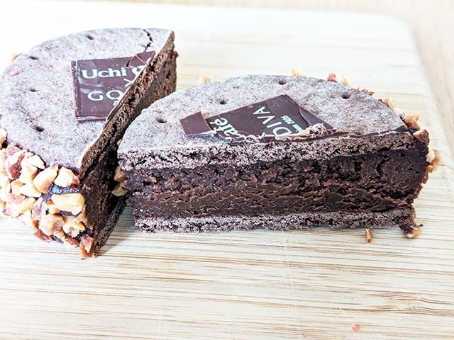 「Uchi Café×GODIVA ショコラテリーヌサンド」断面