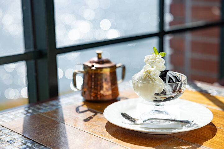 島根県・松江にあるノスタルジックな水辺の喫茶店「珈琲館 湖北店」