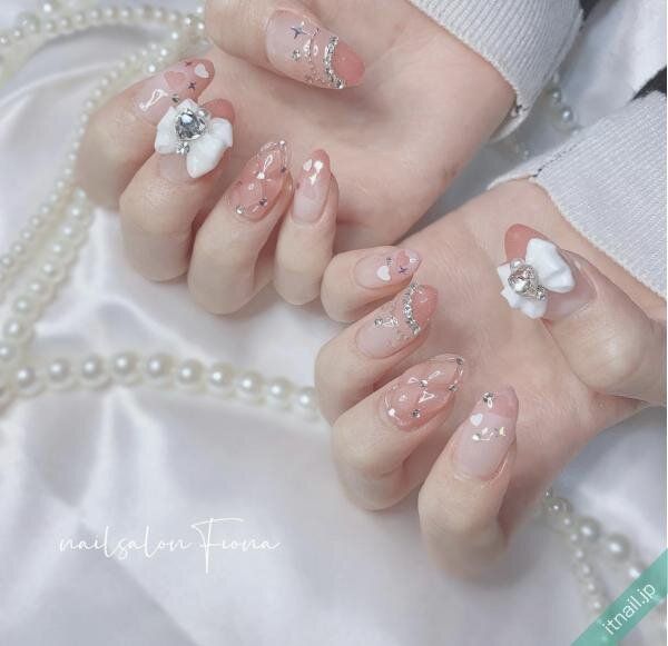 Fionaが投稿したネイルデザイン [photoid:I0126288] via Itnail Design (727292)