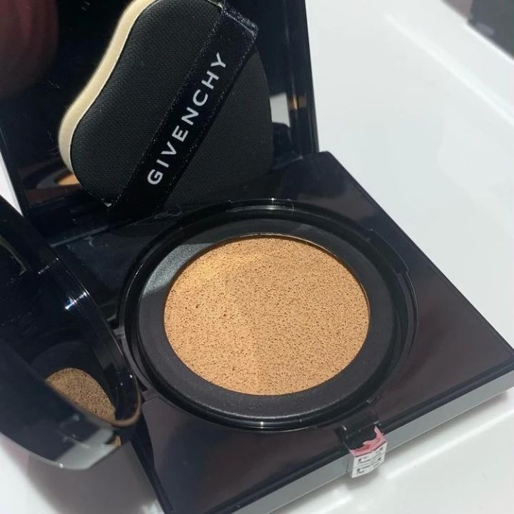 ジバンシイ_春コスメ2024_プリズム・リーブル・スキンケアリング・グロウ・クッション