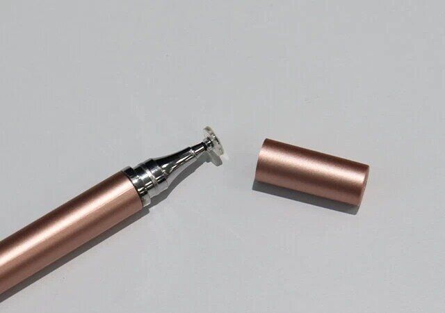 セリアのディスクタイプ タッチペンは文字や絵を描くときにおすすめ