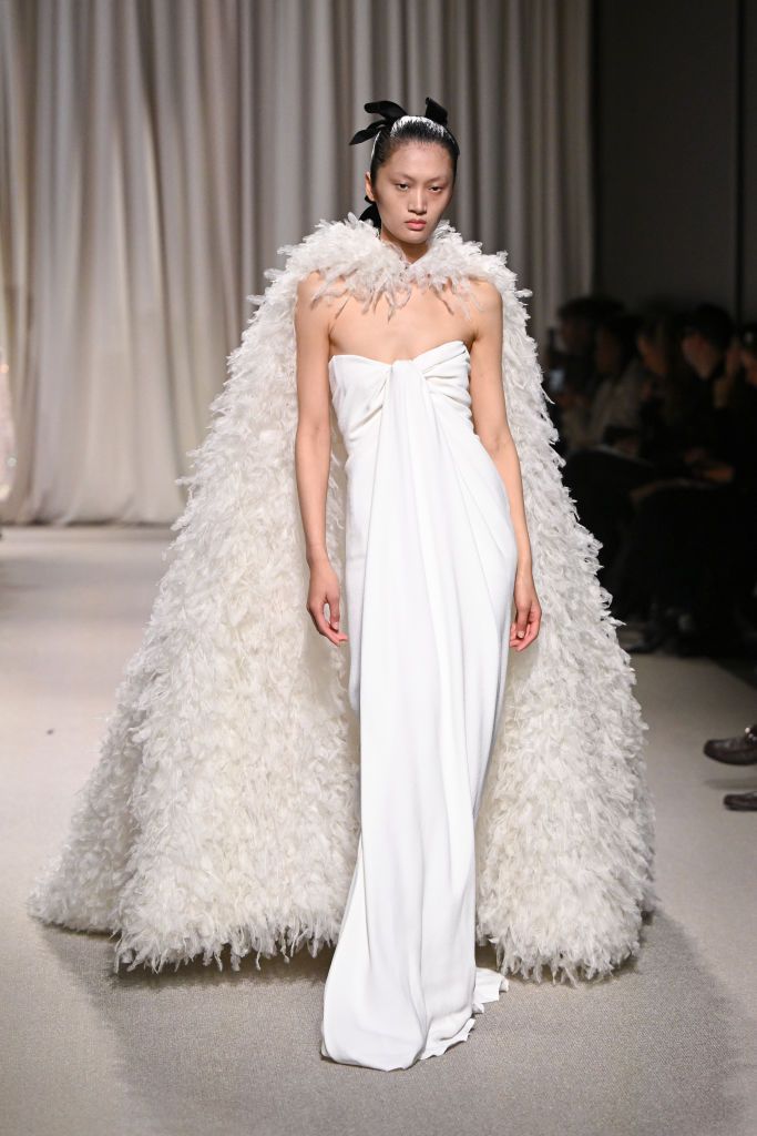 花嫁を夢の世界へと誘う、 至高のオートクチュールドレス【part1