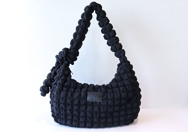 韓国風ポップコーンキルティングの三日月バッグのデザイン