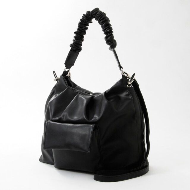 しまむらの高見え黒バッグ