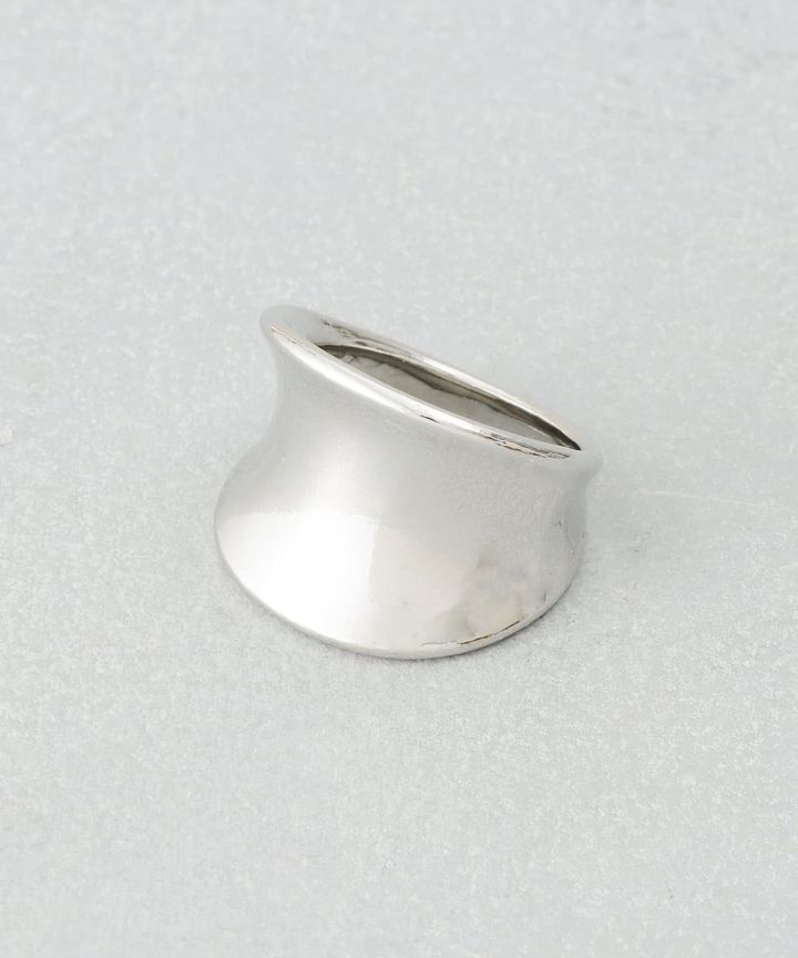 画像1: 出典：3COINS