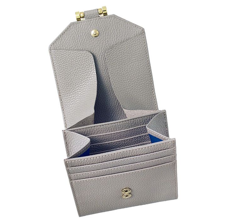 アタオ 2つ折り財布