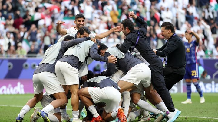 日本代表、アジアカップ準々決勝敗退…守田英正が先制弾もイランに逆転負け