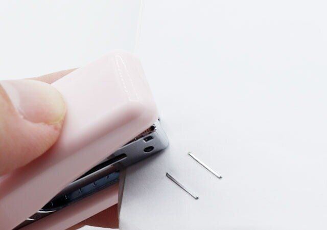 ダイソーのミニステープラーの使用感