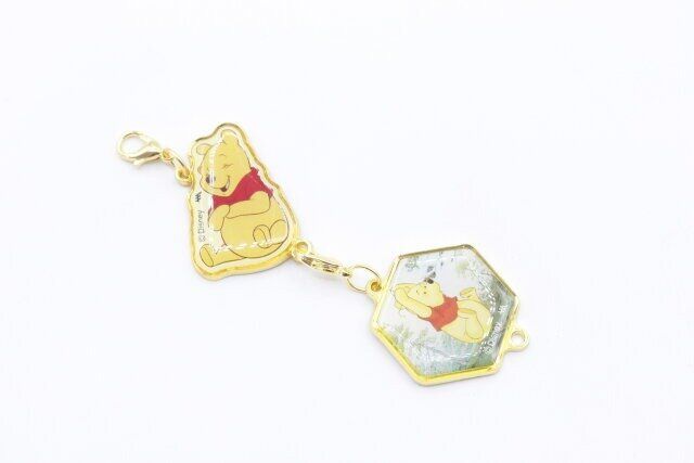 プー メタルチャームの連結例