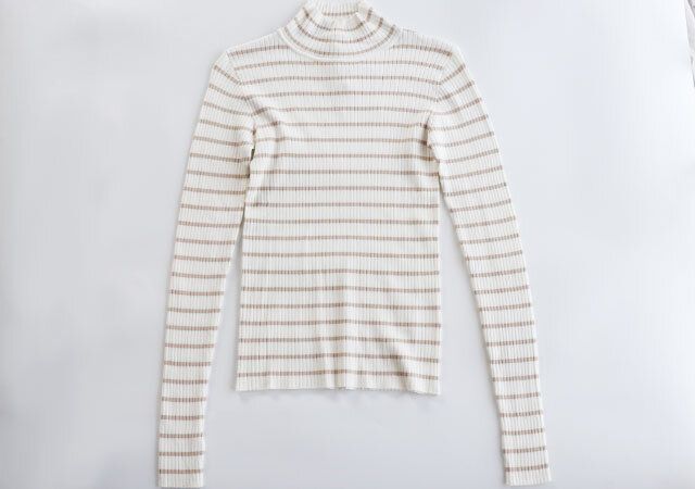 しまむらのリブタートルネックニット