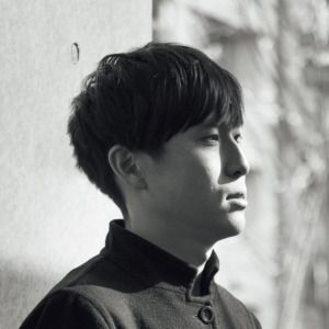 グラフィックデザイナー・小林一毅