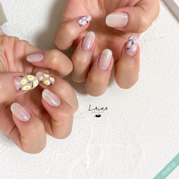 LAURA POMPONNEEが投稿したネイルデザイン [photoid:I0128936] via Itnail Design (727346)