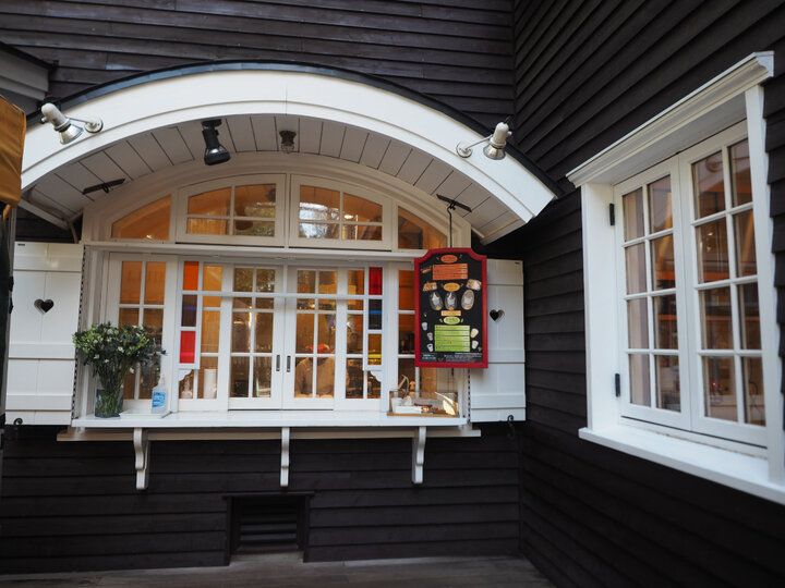 「君たちはどう生きるか」展も開催中～「三鷹の森ジブリ美術館」で物語の世界へ～