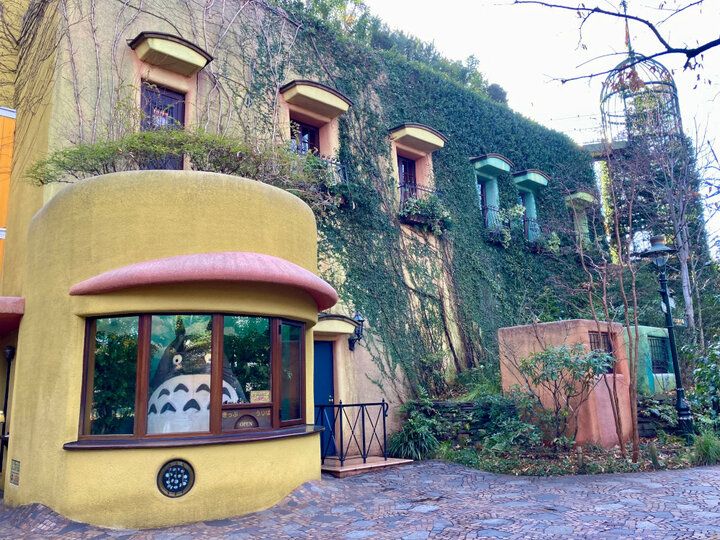 「君たちはどう生きるか」展も開催中～「三鷹の森ジブリ美術館」で物語の世界へ～