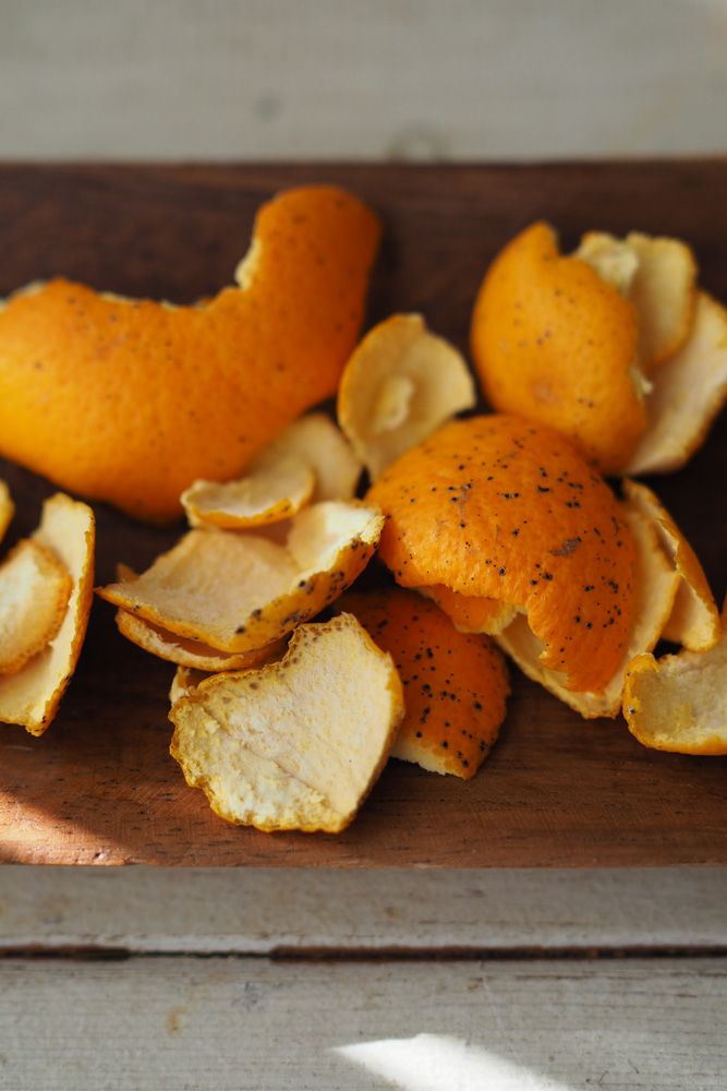 ドライにしたオレンジの皮が“オレンジピール”