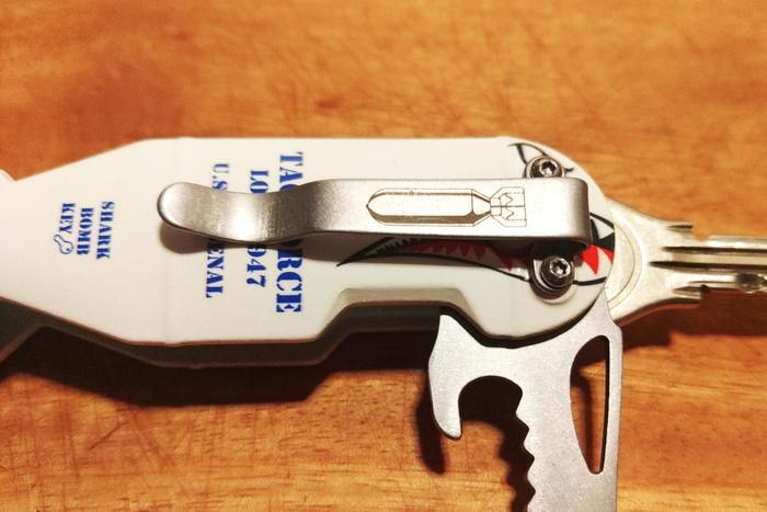 Shark Bomb Knifeのクリップ