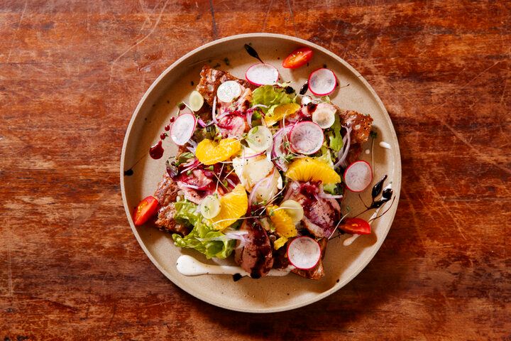 大阪・隠れ家カフェ「10e. DIXIÉME」で焼きたてだからこそのパリモチのガレットともちもちのクレープを♪