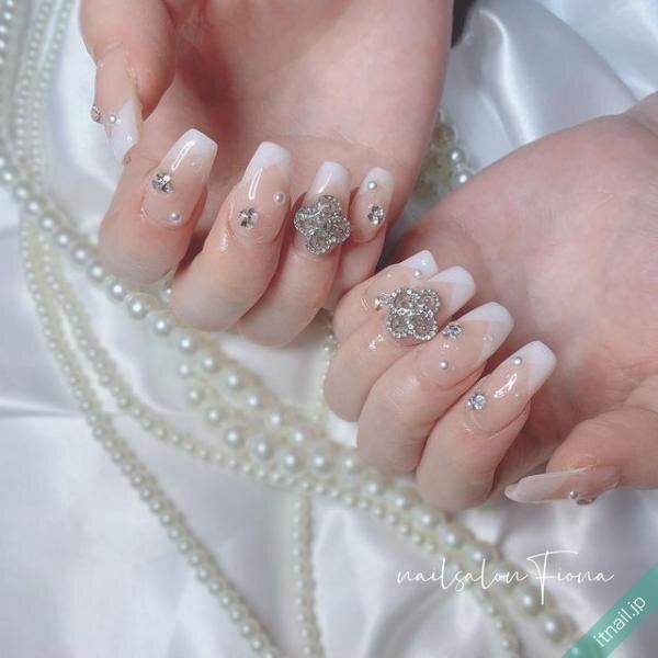 Fionaが投稿したネイルデザイン [photoid:I0126287] via Itnail Design (727516)