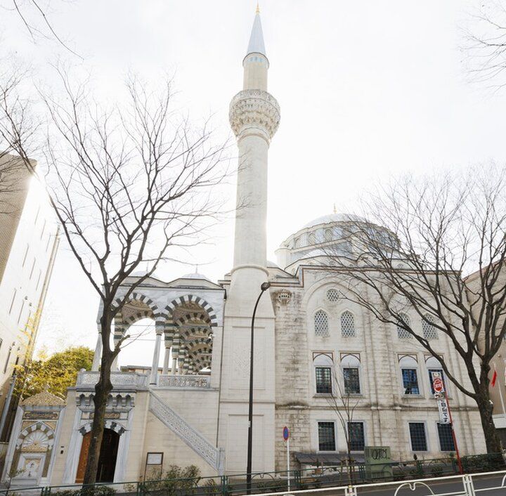 海外に来たみたい♪オスマン様式の礼拝堂に心を奪われる代々木上原のモスク「東京ジャーミイ」