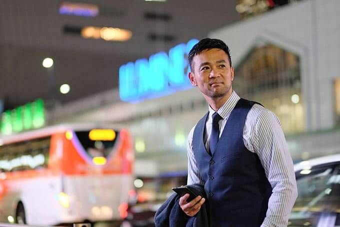 大人の魅力がある男性の特徴10個