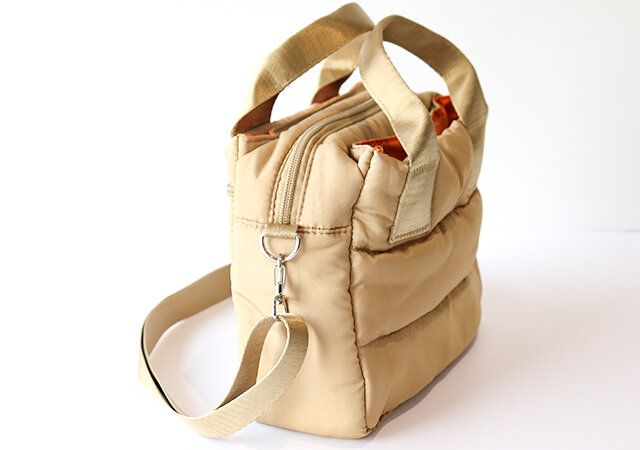 JTB完全監修 旅がもっと楽しくなる！キルティングショルダーバッグ BEIGEのショルダーストラップ