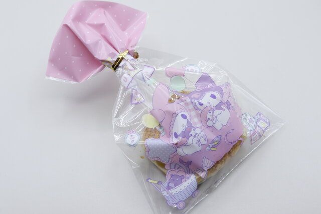 ダイソーのクリアバッグ（マイメロディ）でバレンタインのラッピングをした様子