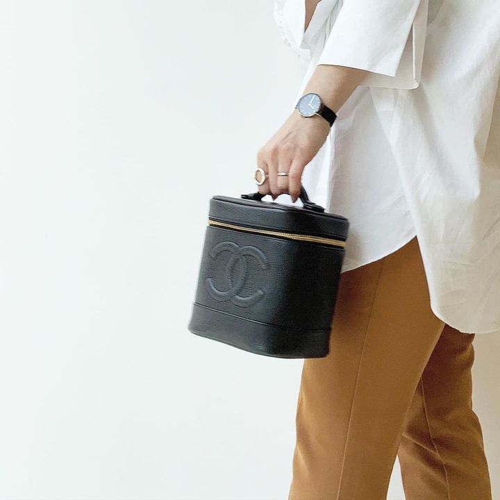 シャネルのバニティバッグ