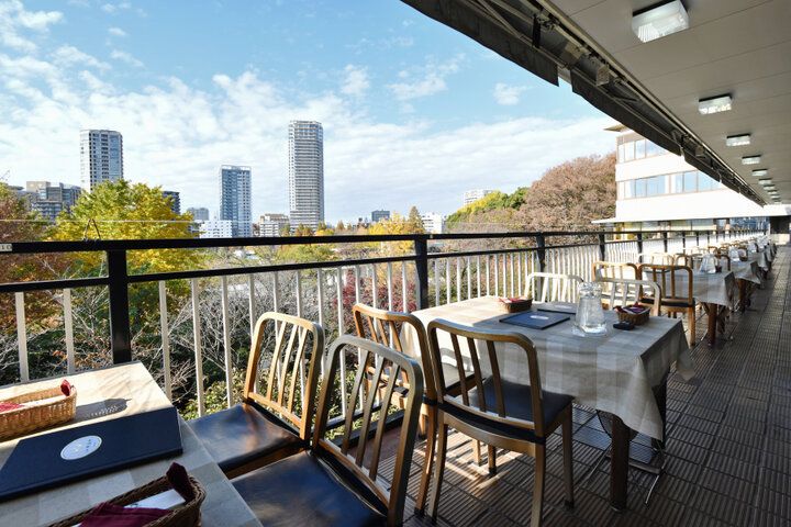 上野恩賜公園の美しい眺望を眺めながら「上野精養軒」で歴史ある洋食ランチを♪