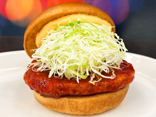 旨辛大好きな人は「辛旨ヤンニョムのとり竜田バーガー」食べてみて！