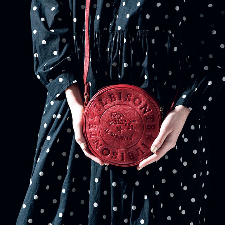 ドット柄やまるいコロンとしたフォルムが最高！丸いバッグとドット柄のアイテム5選