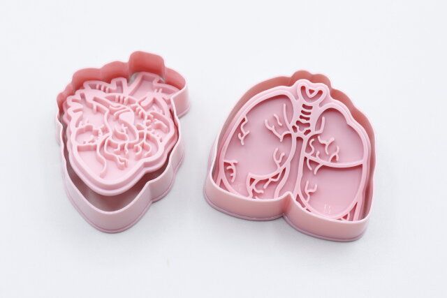 セリアのクッキー抜き型 2P 臓器