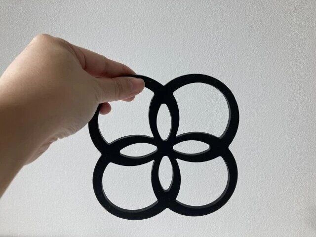 ダイソーの鍋敷き