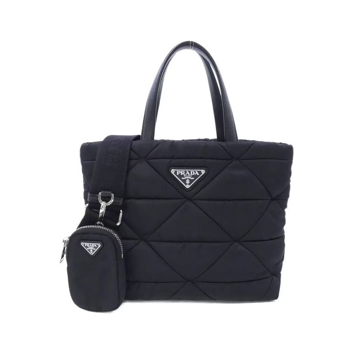 プラダのパデッドRe-Nylon トートバッグ