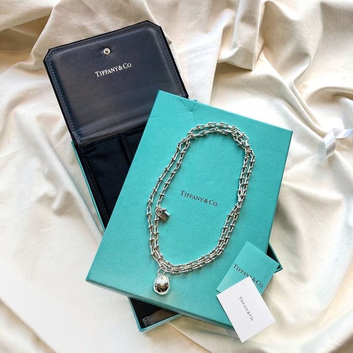 ティファニーのシルバーブレスレット