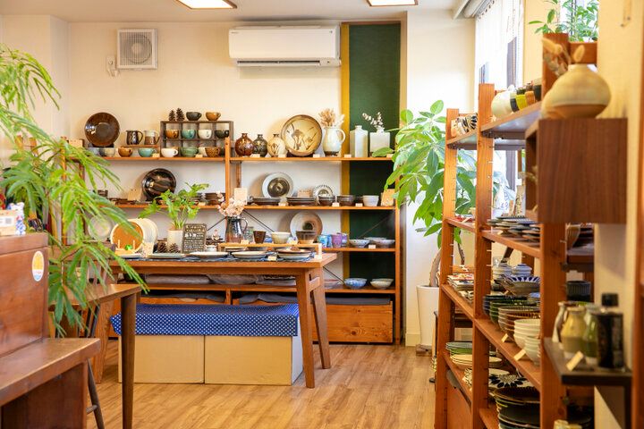 かっぱ橋道具街近くの「soil浅草」で、ほっこりかわいい器さがし