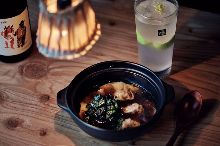 自由が丘〈ニショク〉のスープ餃子