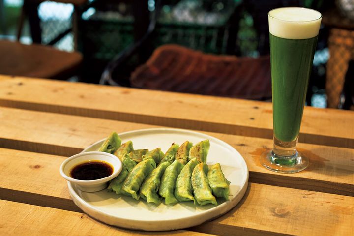 目黒〈WE ARE THE FARM目黒店〉のケール餃子