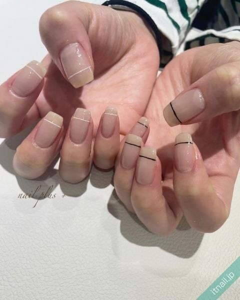 nail PLUS+が投稿したネイルデザイン [photoid:I0118824] via Itnail Design (727627)