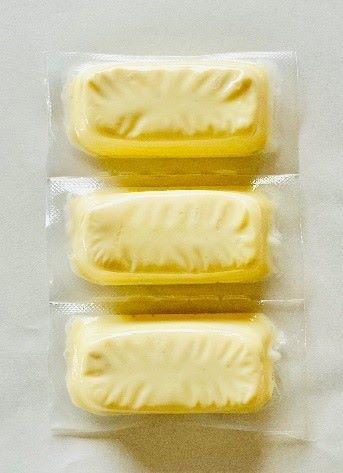 「酒かすクリームチーズ」中身