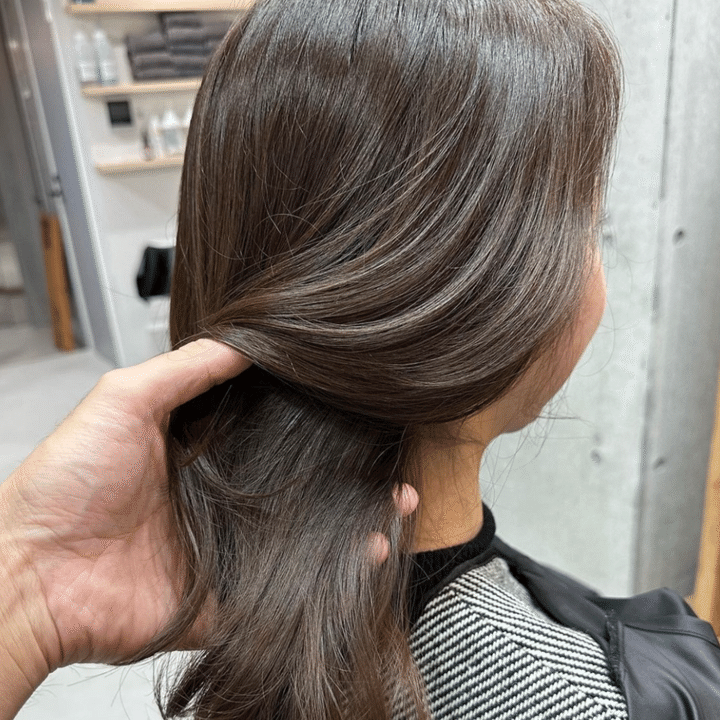 人気のくすみカラー