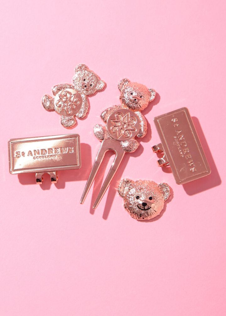 桜色のテディベアがかわいい！ ペールピンクな新作ゴルフアイテム